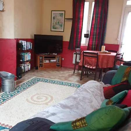 Cyr Du Bailleul - Maison * Saint-Cyr-du-Bailleul