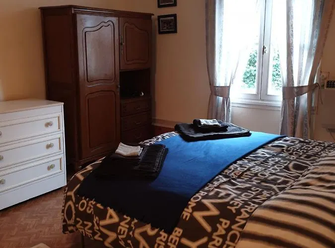 Cyr Du Bailleul - Maison Saint-Cyr-du-Bailleul