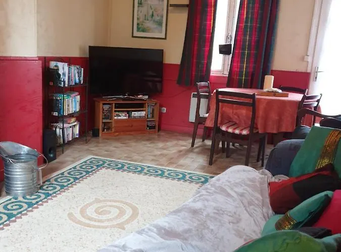 Cyr Du Bailleul - Maison * Saint-Cyr-du-Bailleul